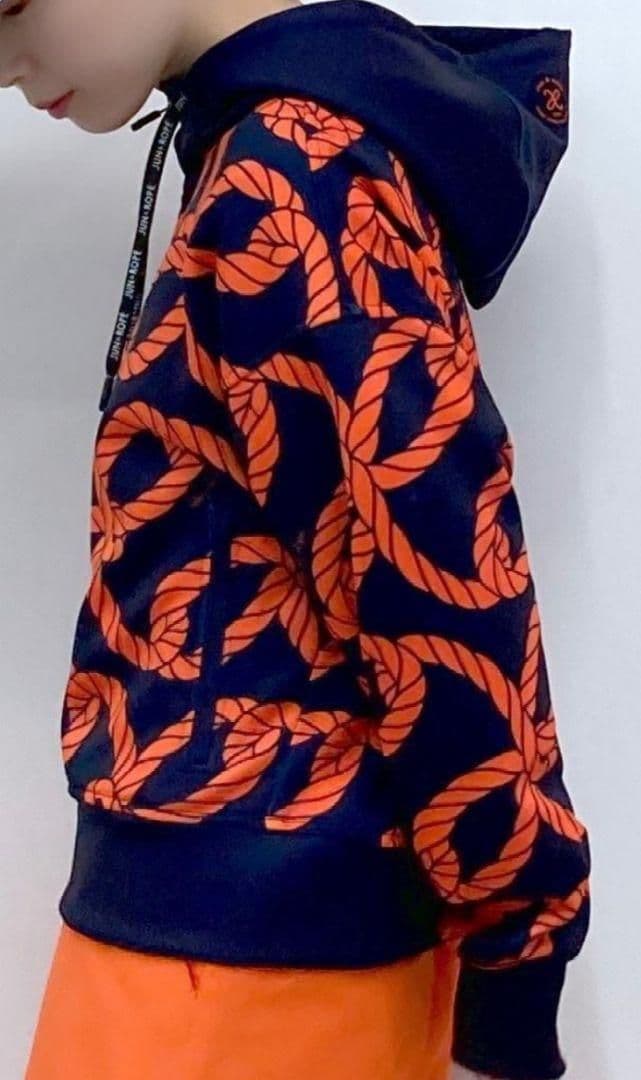 ★新品★2024年モデルJUN&ROPE ロープ柄フーディパーカー　サイズ　L