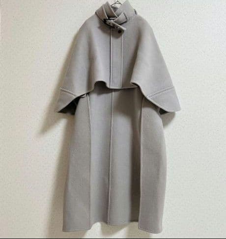 Chloe グレージュ ポンチョスタイルコート