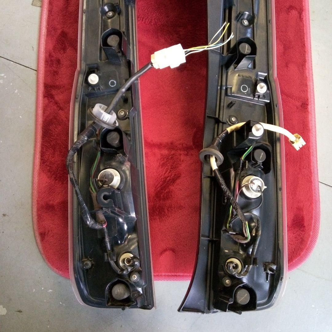 ムーヴ テールランプ　LA100S　 全クリア黄ばみ無し　LED