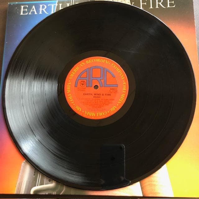 LP アース・ウィンド＆ファイアー 黙示録 TC 37548 帯付 y112