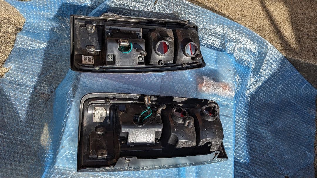 ランクル80 テールランプ ベンツテール