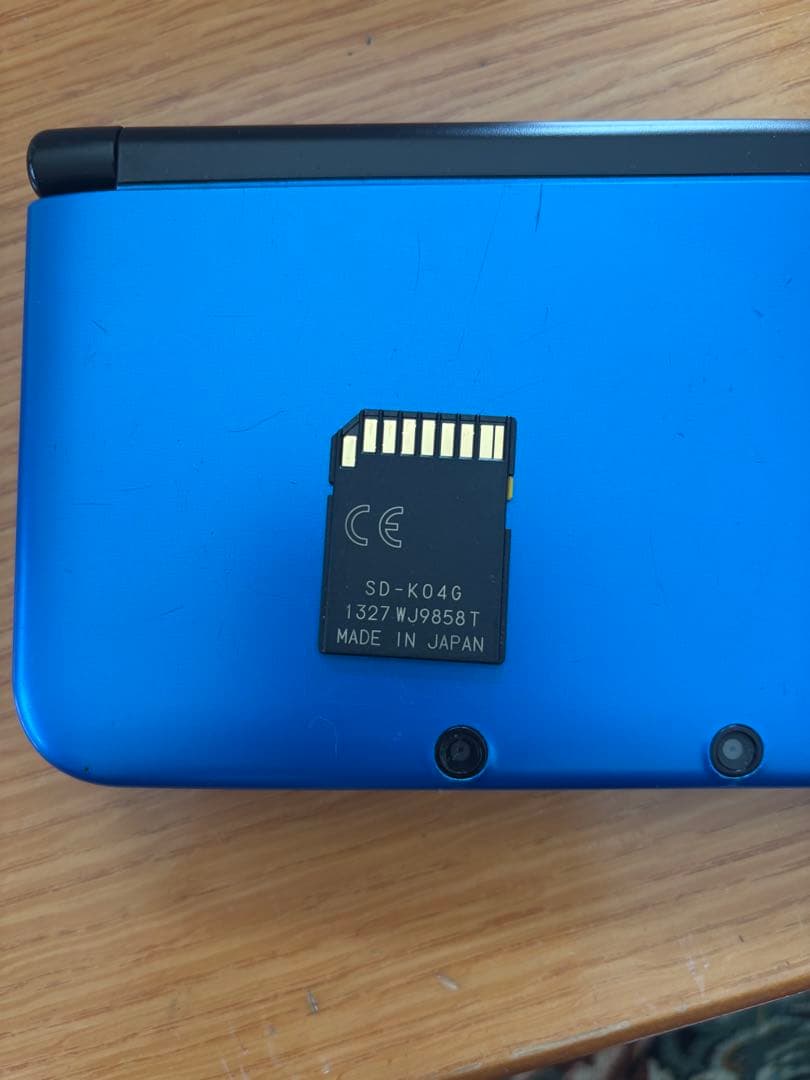 ニンテンドー3DS LL 青 本体 +SDカード4GB+ ソフト7本セット