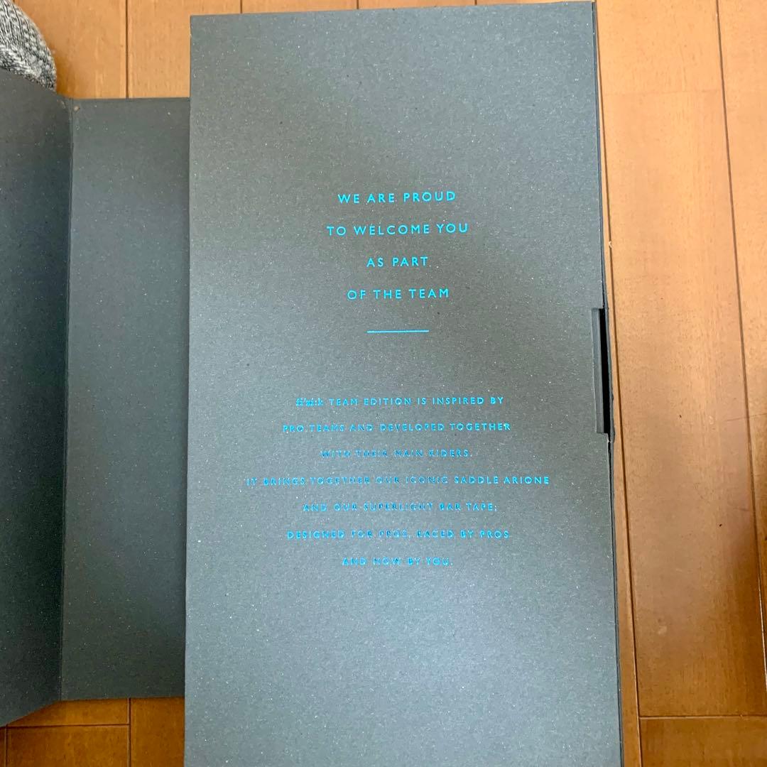 アリオネ ARIONE R3 サドル 2013チームエディション バーテープなし