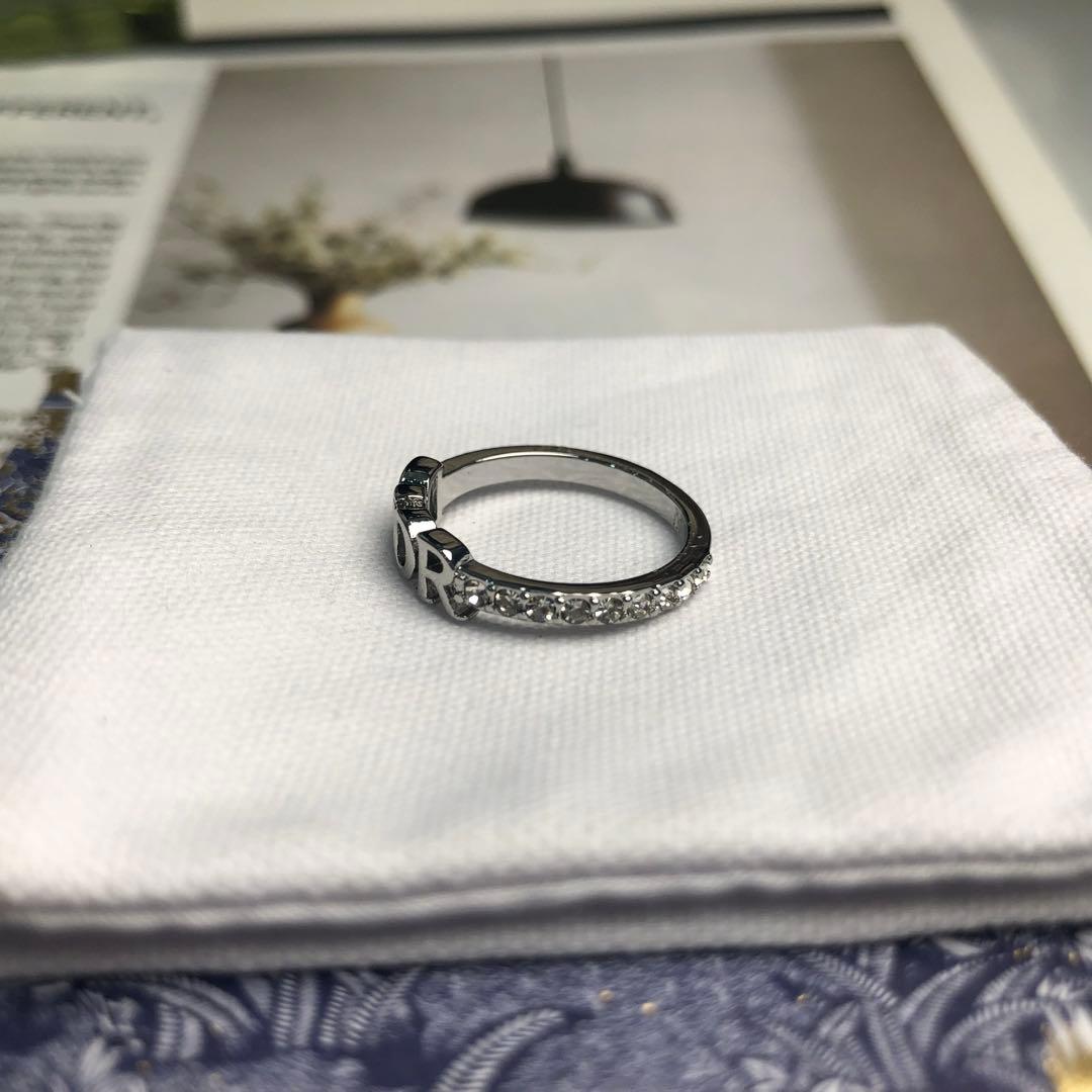 DIOR ロゴリング シルバーカラー クリスタル装飾 指輪　【7号】