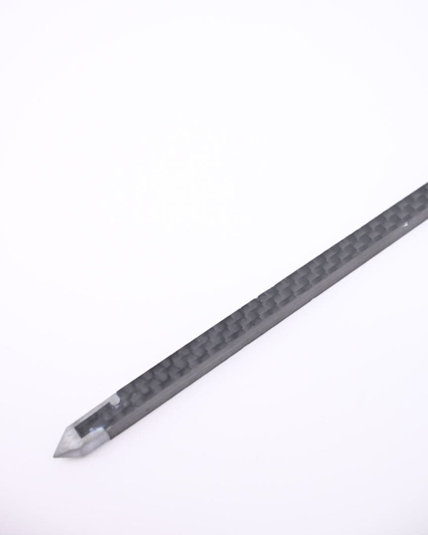 【新品未使用】カーボン製 超軽量ULテントペグ × 6本セット