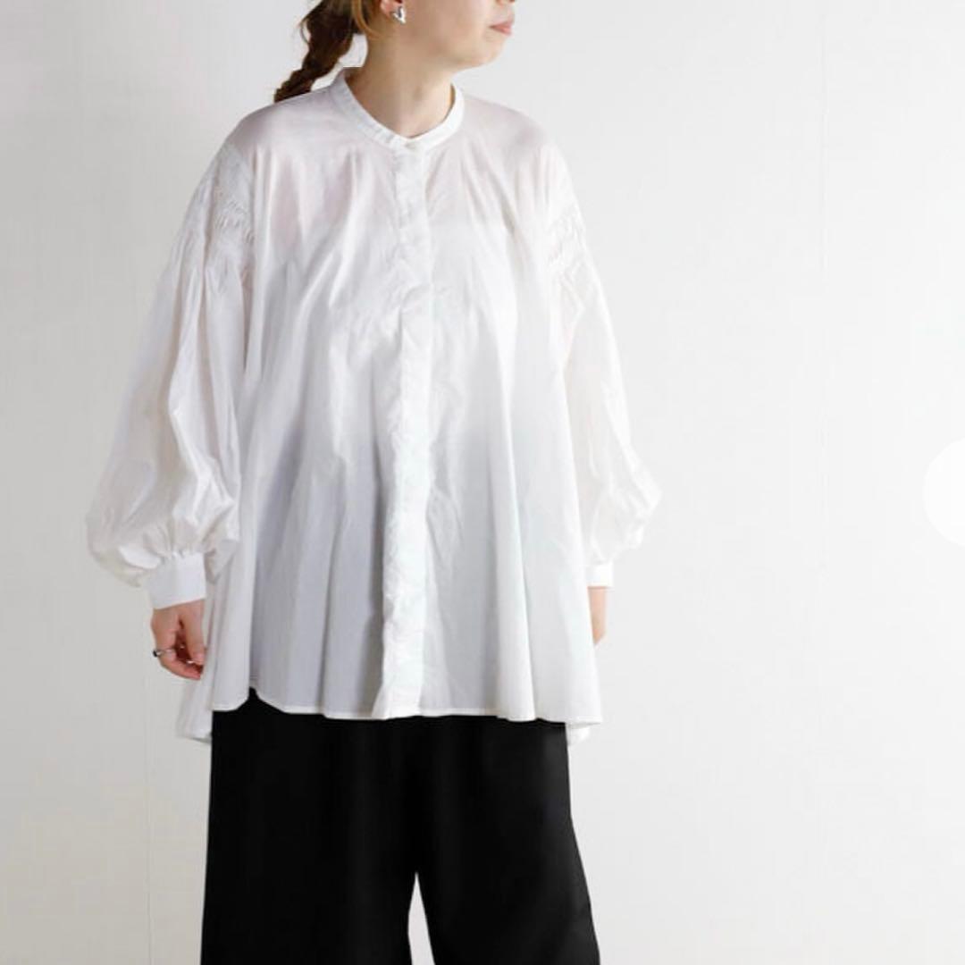 【新品未使用】ミズイロインド ピンタック パフスリーブ シャツ