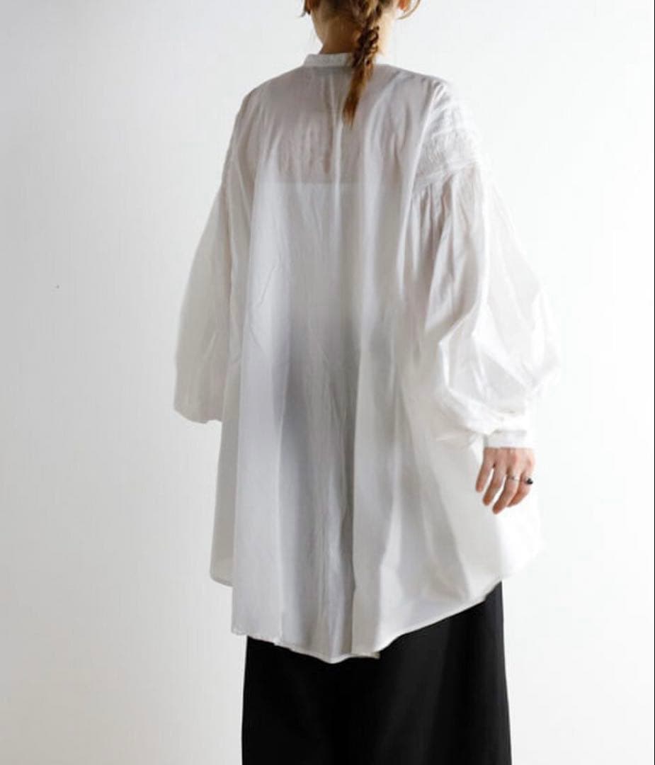 【新品未使用】ミズイロインド ピンタック パフスリーブ シャツ