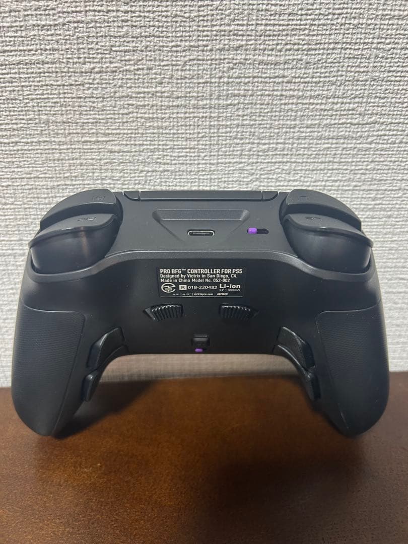VICTRIX PRO BFG ワイヤレスコントローラー