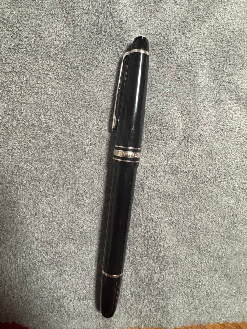 モンブラン(MONTBLANC)万年筆 マイスターシュテュック