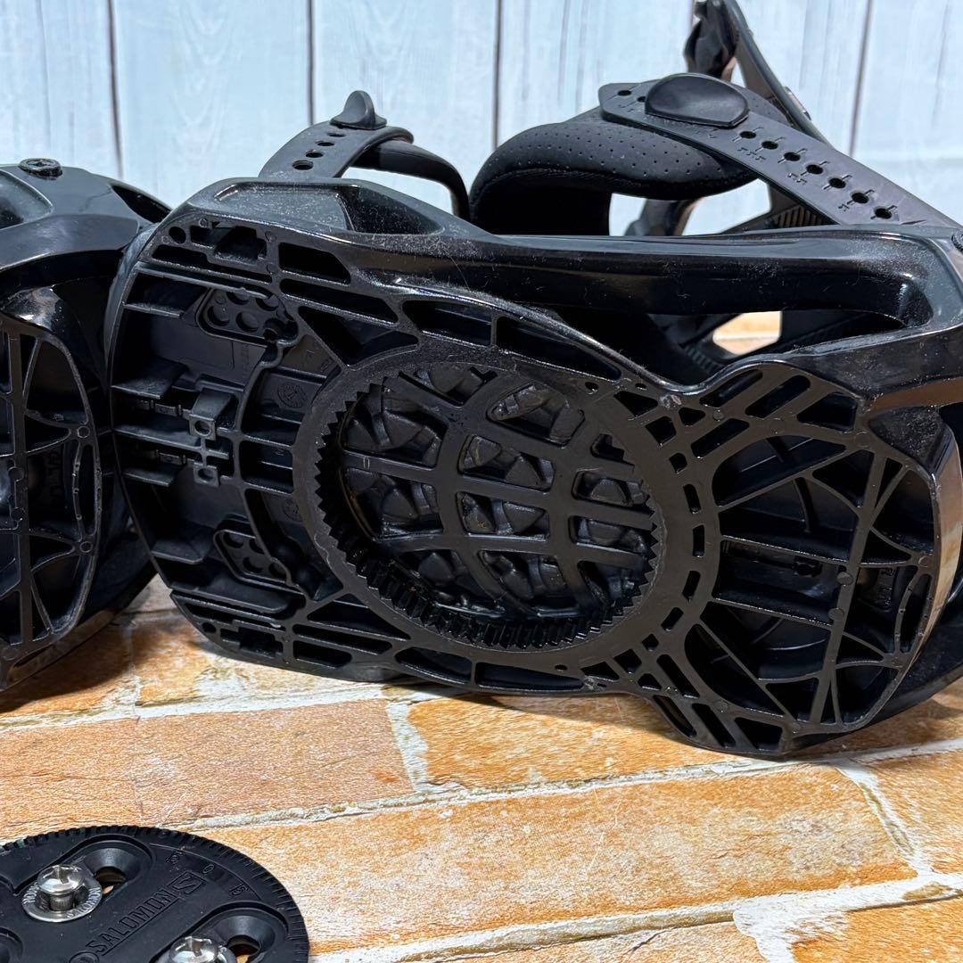 美品 SALOMON RYTHEM サイズM バインディング スノーボード