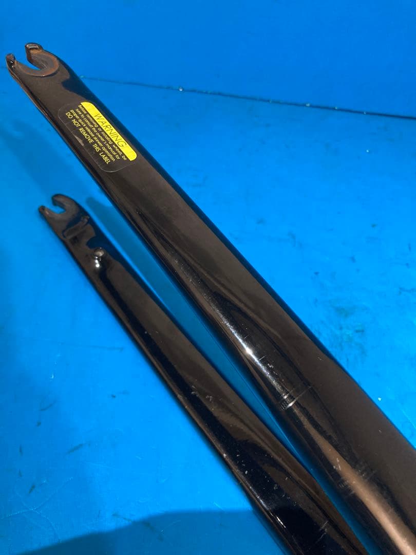 ★Cannondale 車種不明 フルカーボンフロントフォーク ヘッドパーツ付