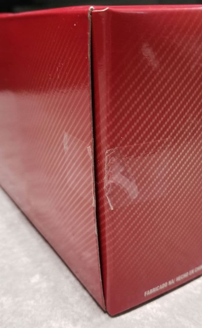 【レア　新品】1/18 マテル ホットウィール　ラ•フェラーリ 　ホワイト