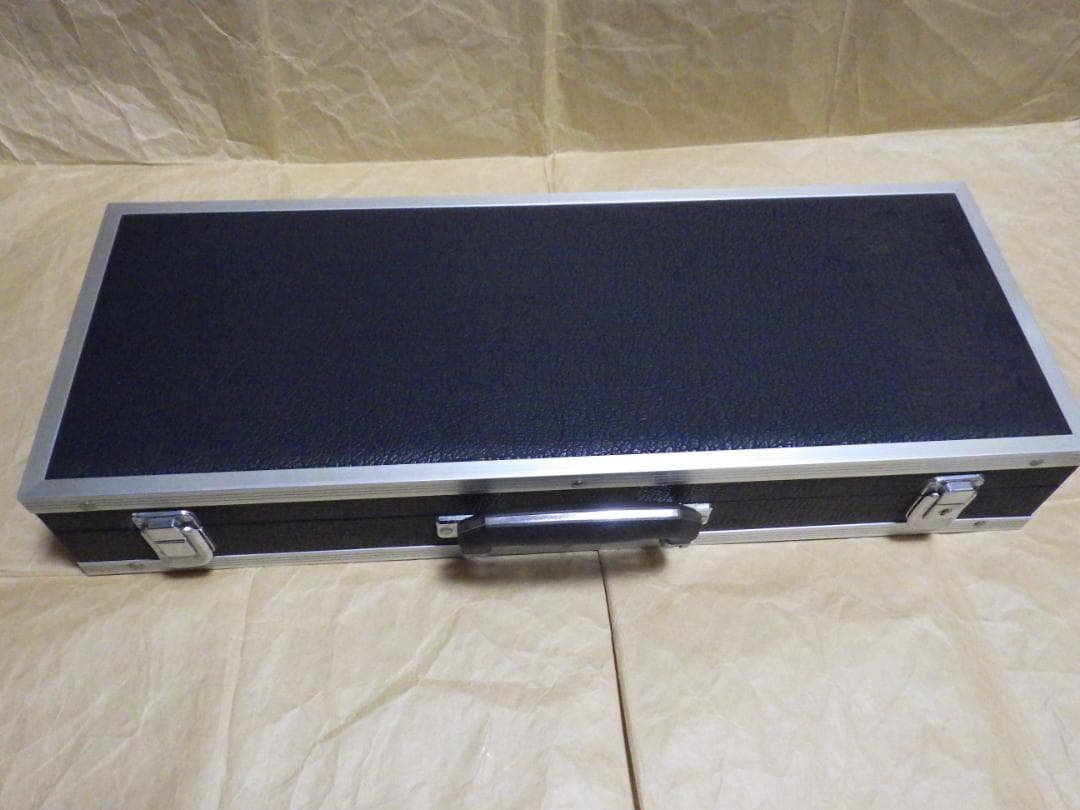 大型アルミフレーム★包丁ナイフケース★鍵有り付属★▲包丁の付属無し▲