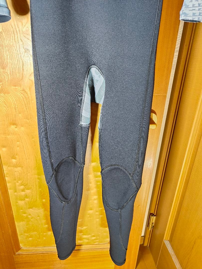 【良品】QUIKSILVER　正規品　高級ウェットスーツ　ストレッチフルスーツ