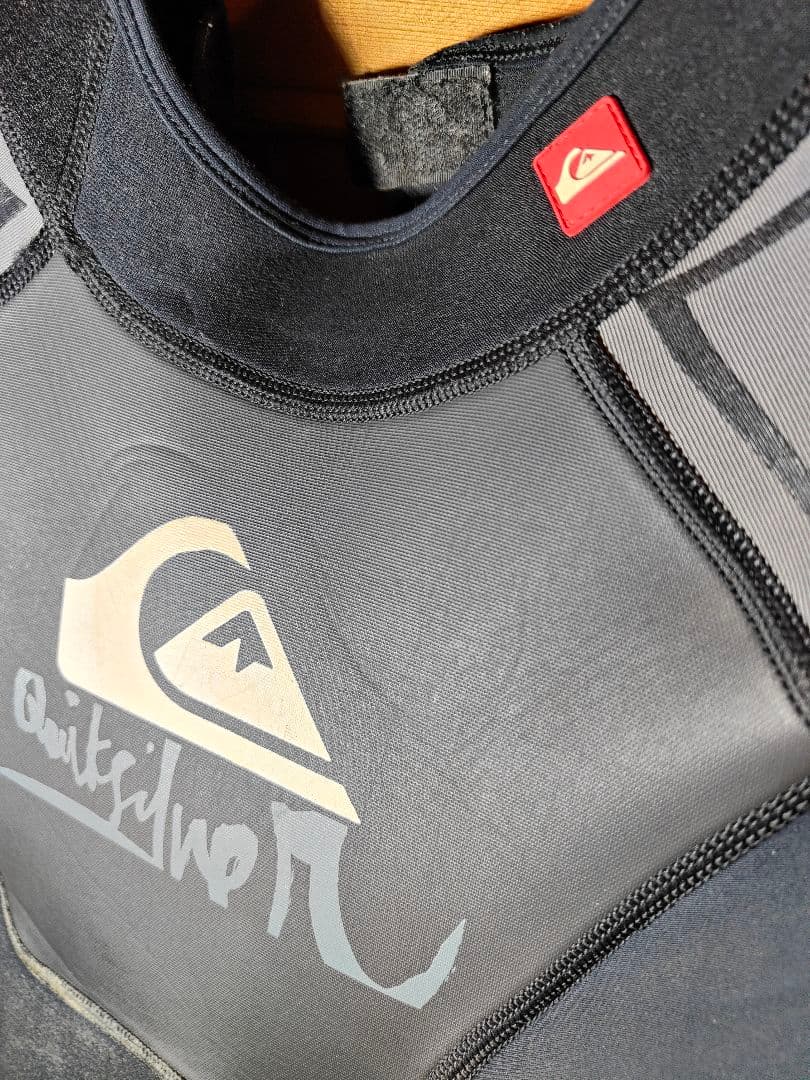 【良品】QUIKSILVER　正規品　高級ウェットスーツ　ストレッチフルスーツ
