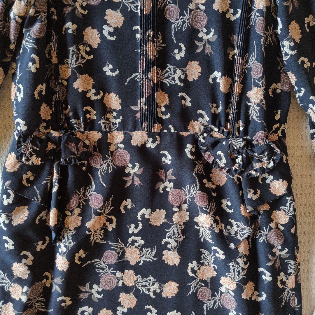 値下げ❗️KANEK ISAO ペプラム付き薔薇とカーネーションのワンピース