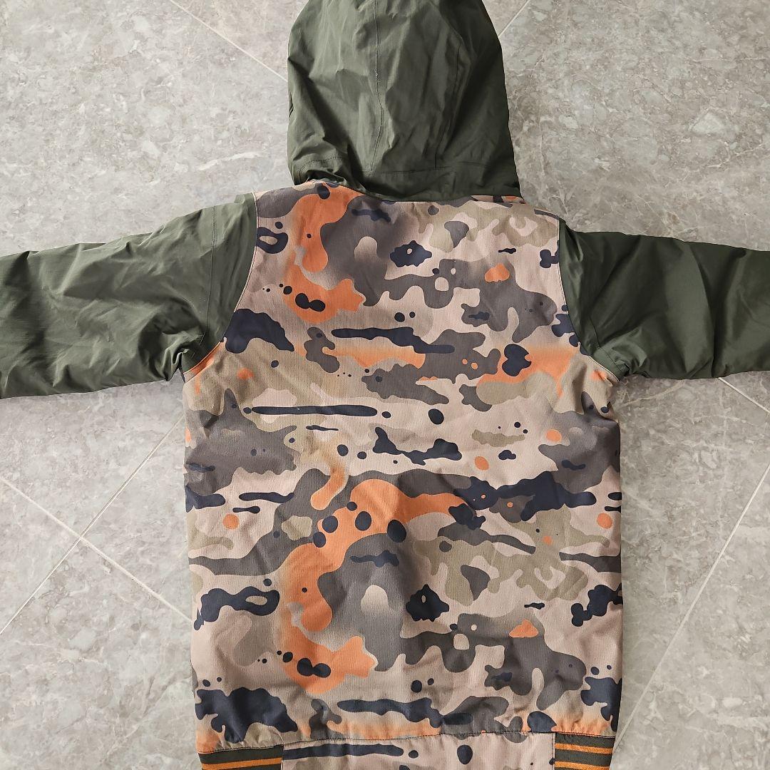 ■超美品■BURTON　スノーボードウェア　ジャケット・ビブパンツセットLサイズ