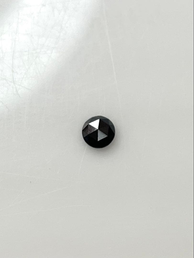 PT天然ブラックダイヤ 片耳ピアス 0.4ct