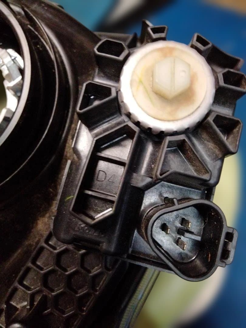 スズキ ワゴンR MH35S/MH55S 左ヘッドライト