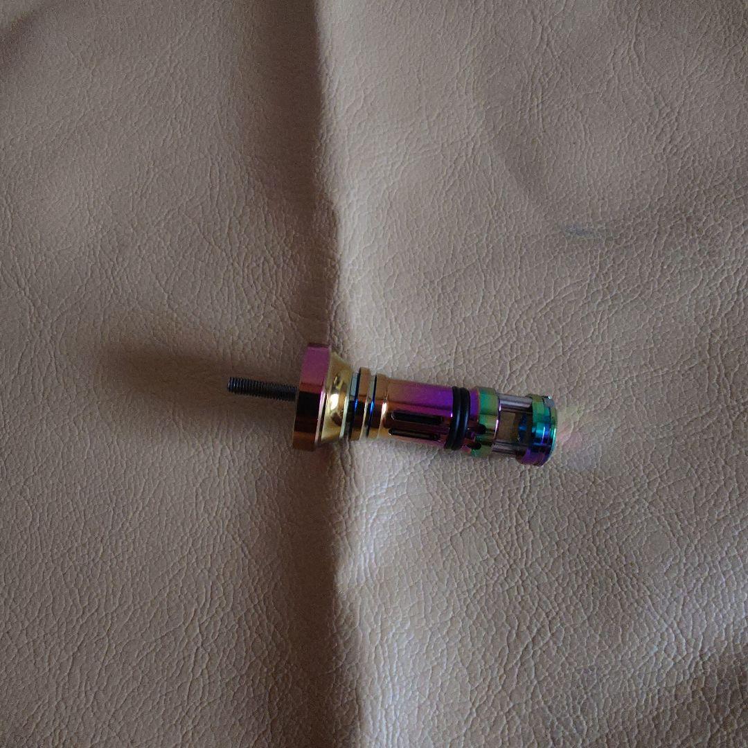 【ダイワ】18レガリス　L2000S【リールスタンド付】