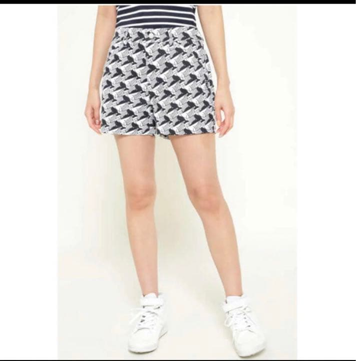 パーリーゲイツ　カタログモデルくじらプリントレディースショートパンツサイズ0