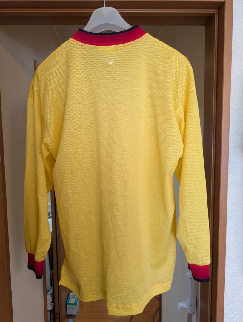 リバプールFC イエローロングスリーブジャージ