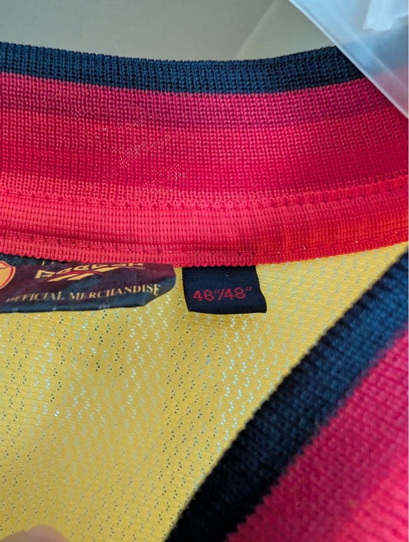 リバプールFC イエローロングスリーブジャージ