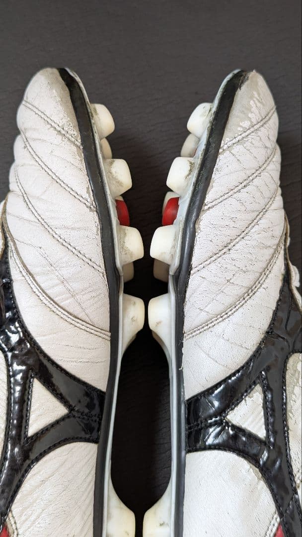 ①Mizuno Morelia ミズノ モレリア サッカースパイク シューズ