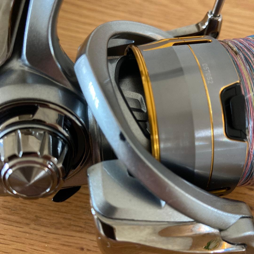 ダイワDAIWA FREAMS LT3000S-CXH