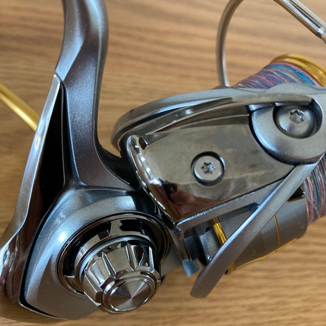 ダイワDAIWA FREAMS LT3000S-CXH