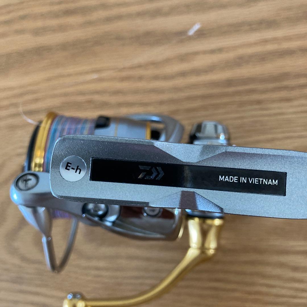 ダイワDAIWA FREAMS LT3000S-CXH