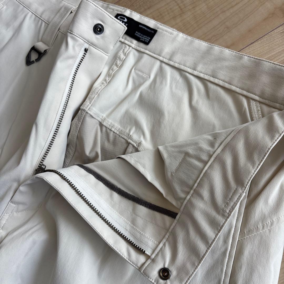 新品　オークリー　メンズ　ゴルフ　ストレッチ　ゆったり　通年用　撥水　防風　36