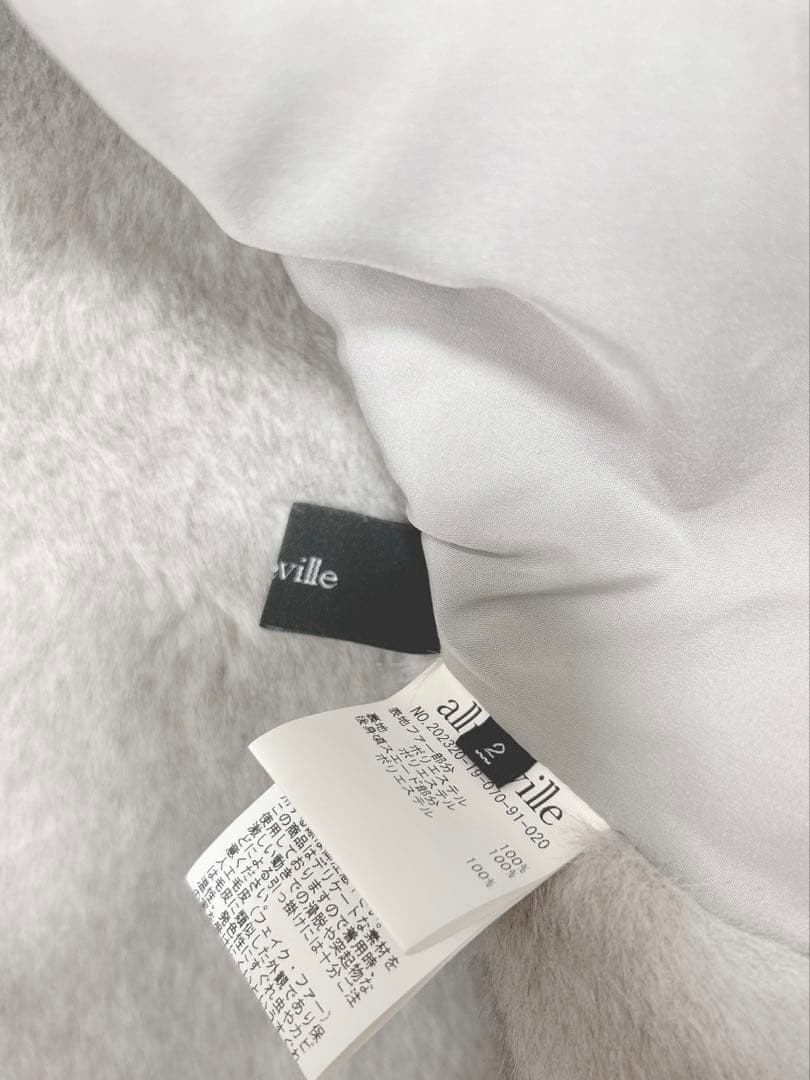 アルアバイル　ルルウィルビー フェイクミンクフーディジレ