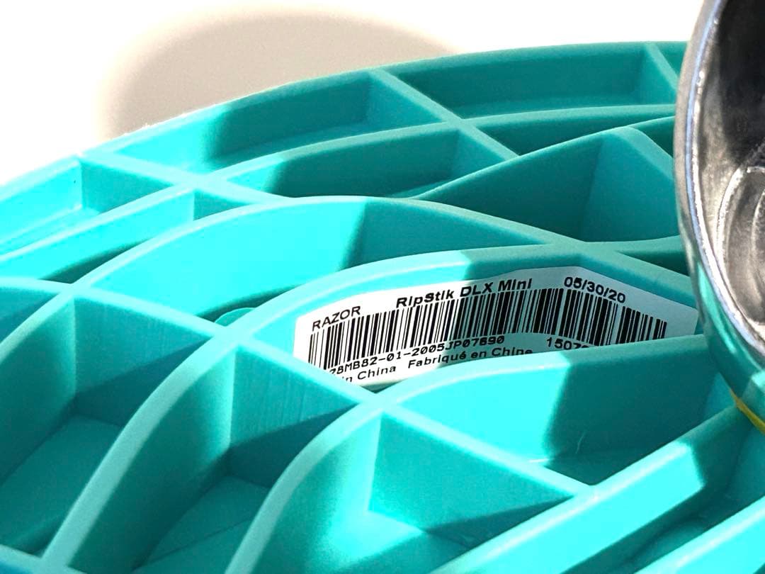 リップスティック　デラックスミニ　人気色ミントブルー　良品(箱なし)