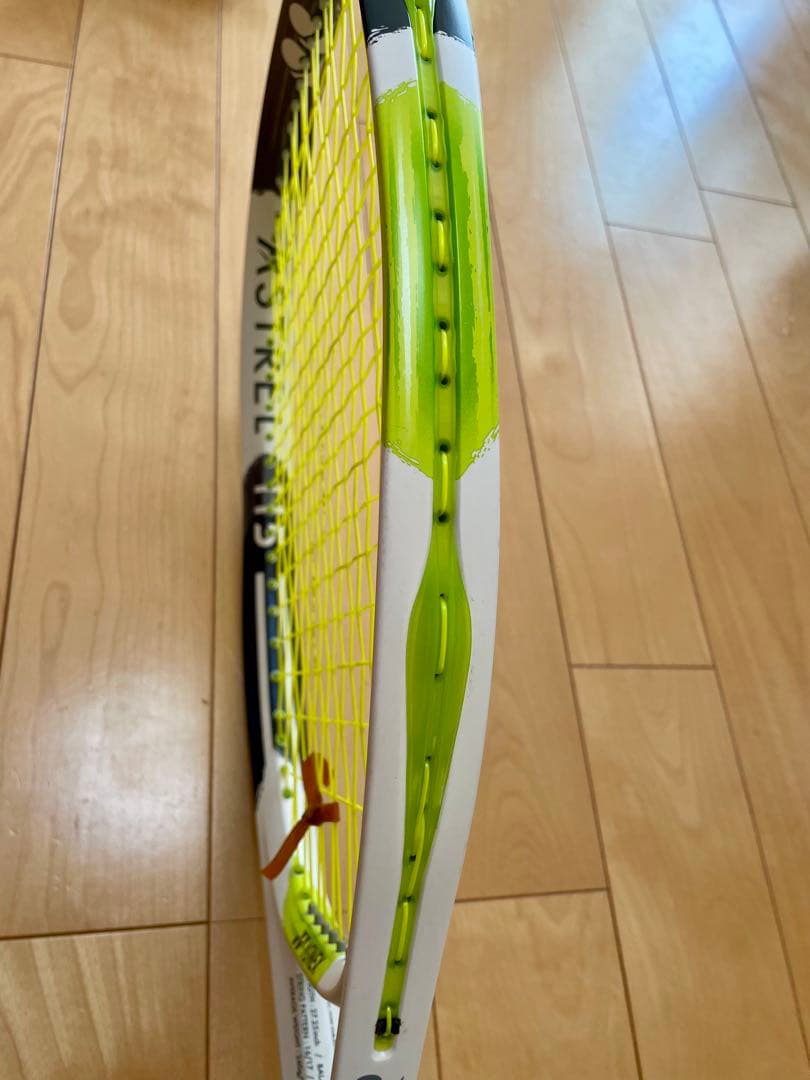 軽量高反発　ヨネックス アストレル 115 YONEX 元グリップ新品交換