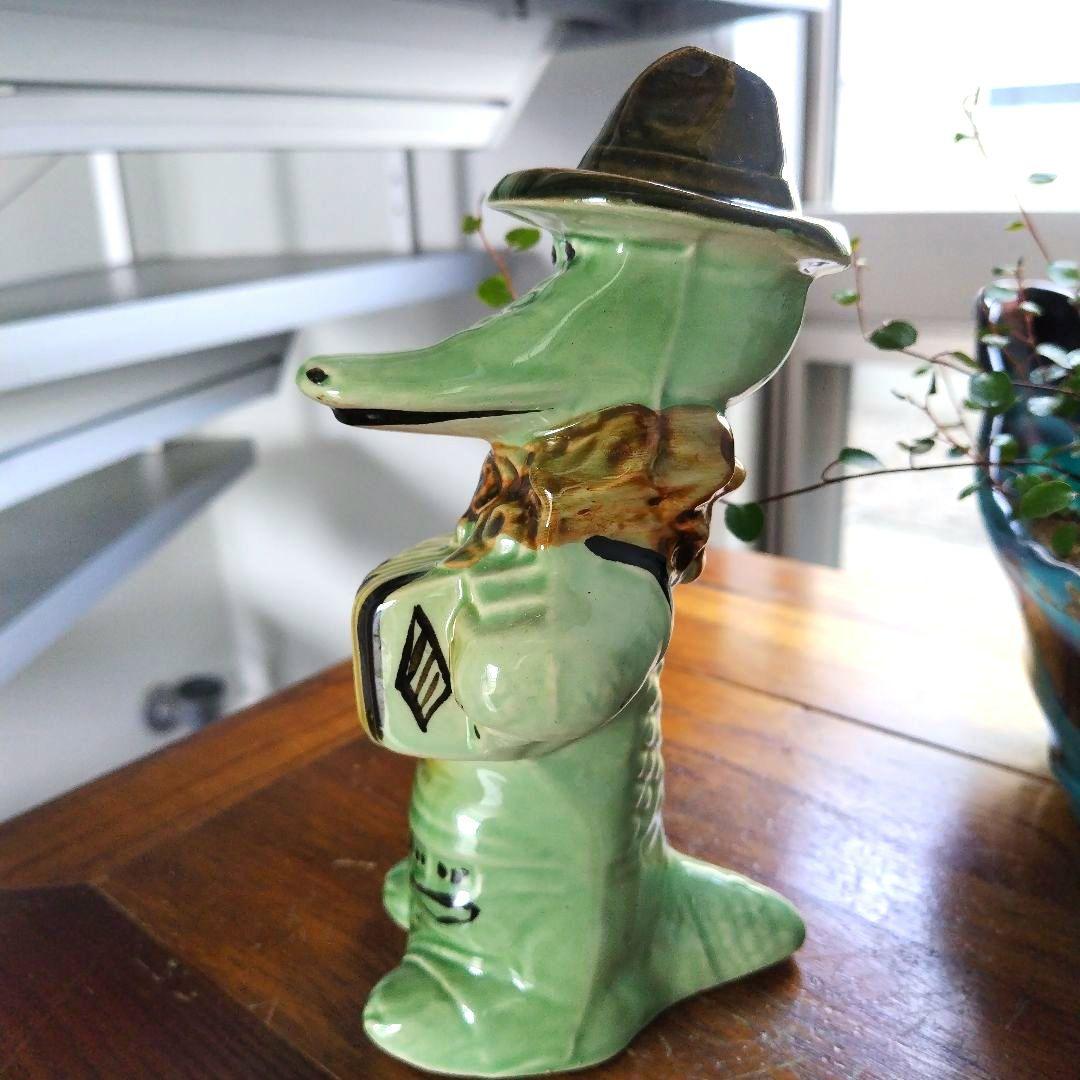 ゲーナ ワニ チェブラーシカ アコーディオン陶器 フィギュリン東欧ヴィンテージ