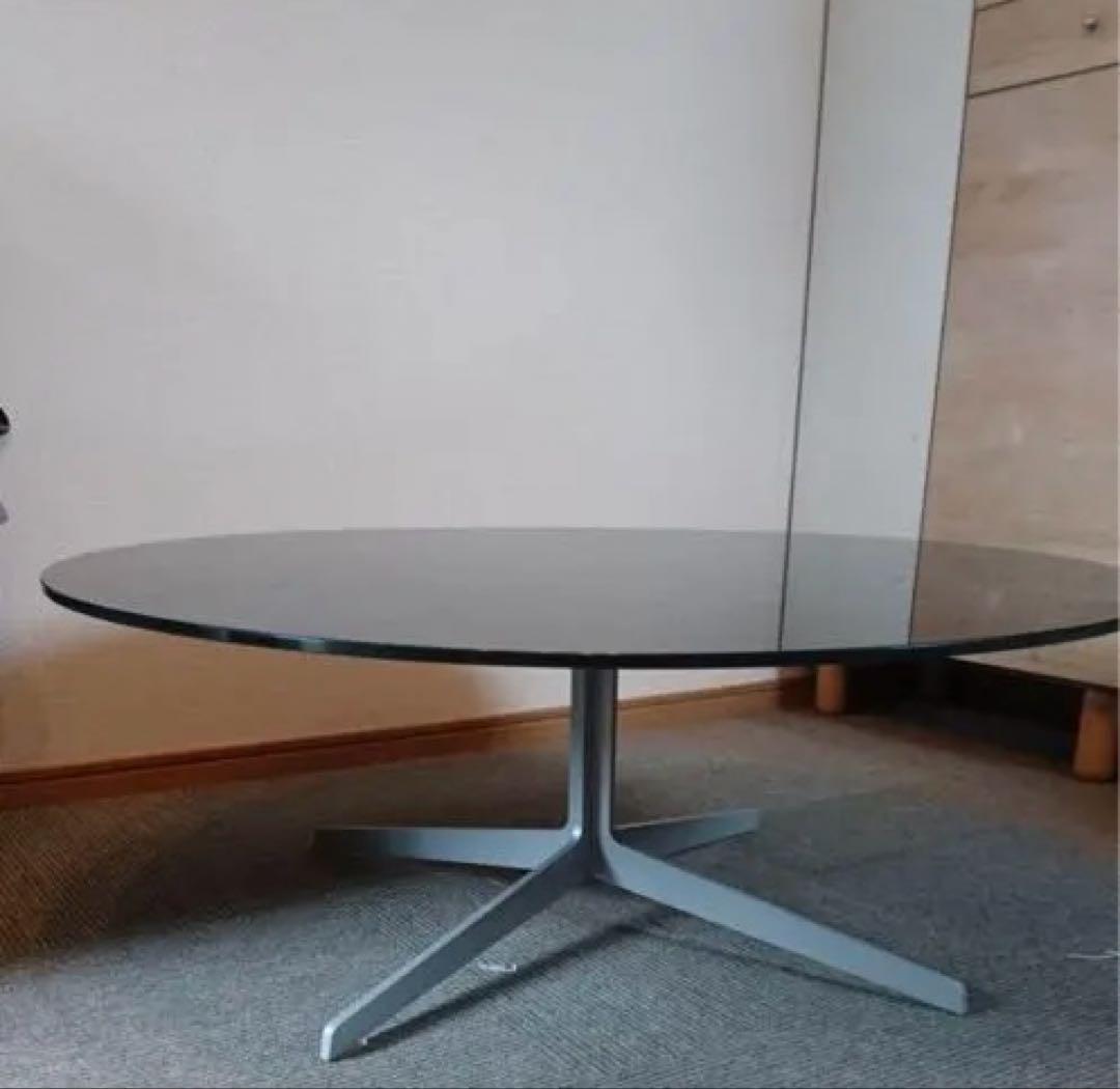 Fritz Hansen ローテーブル