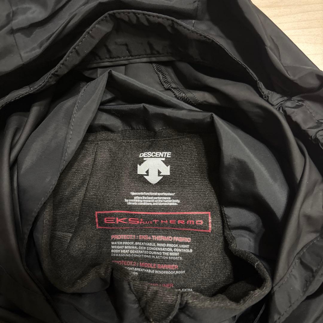 DESCENTE EKG-THERMO ブラック ジャケット