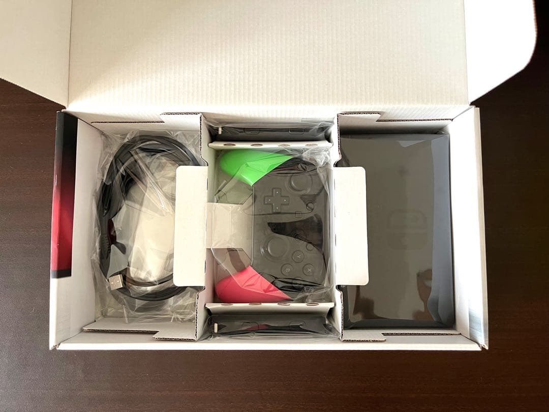 Nintendo Switch 本体 Proコン,SDカード,ケース付き 任天堂