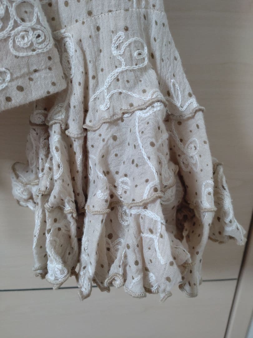 ナチュラル　フラメンコ 衣装　ソニアジョーンズ　ブラウス