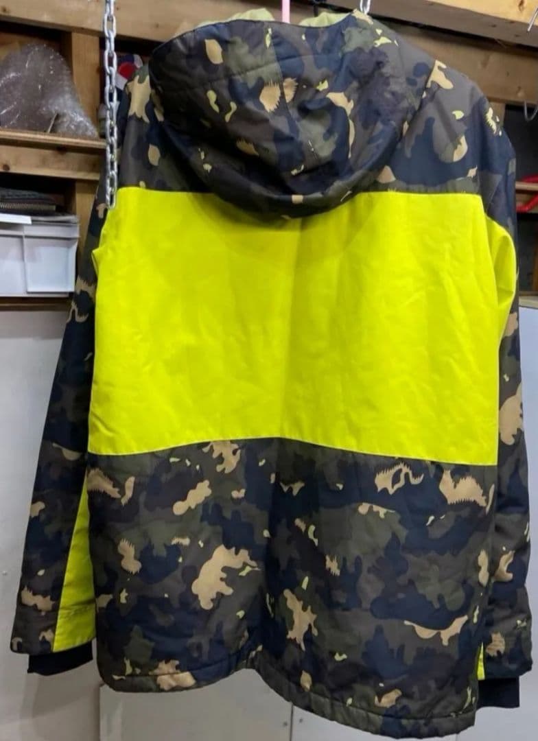 スノーボード 迷彩柄 billabong men'sサイズＬ 上下セット