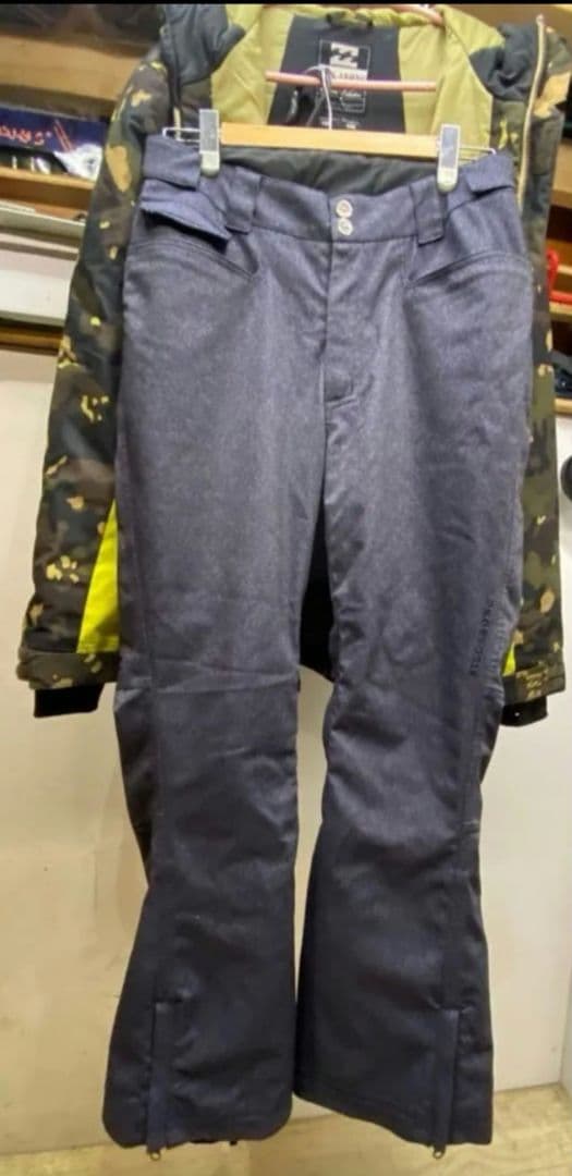 スノーボード 迷彩柄 billabong men'sサイズＬ 上下セット