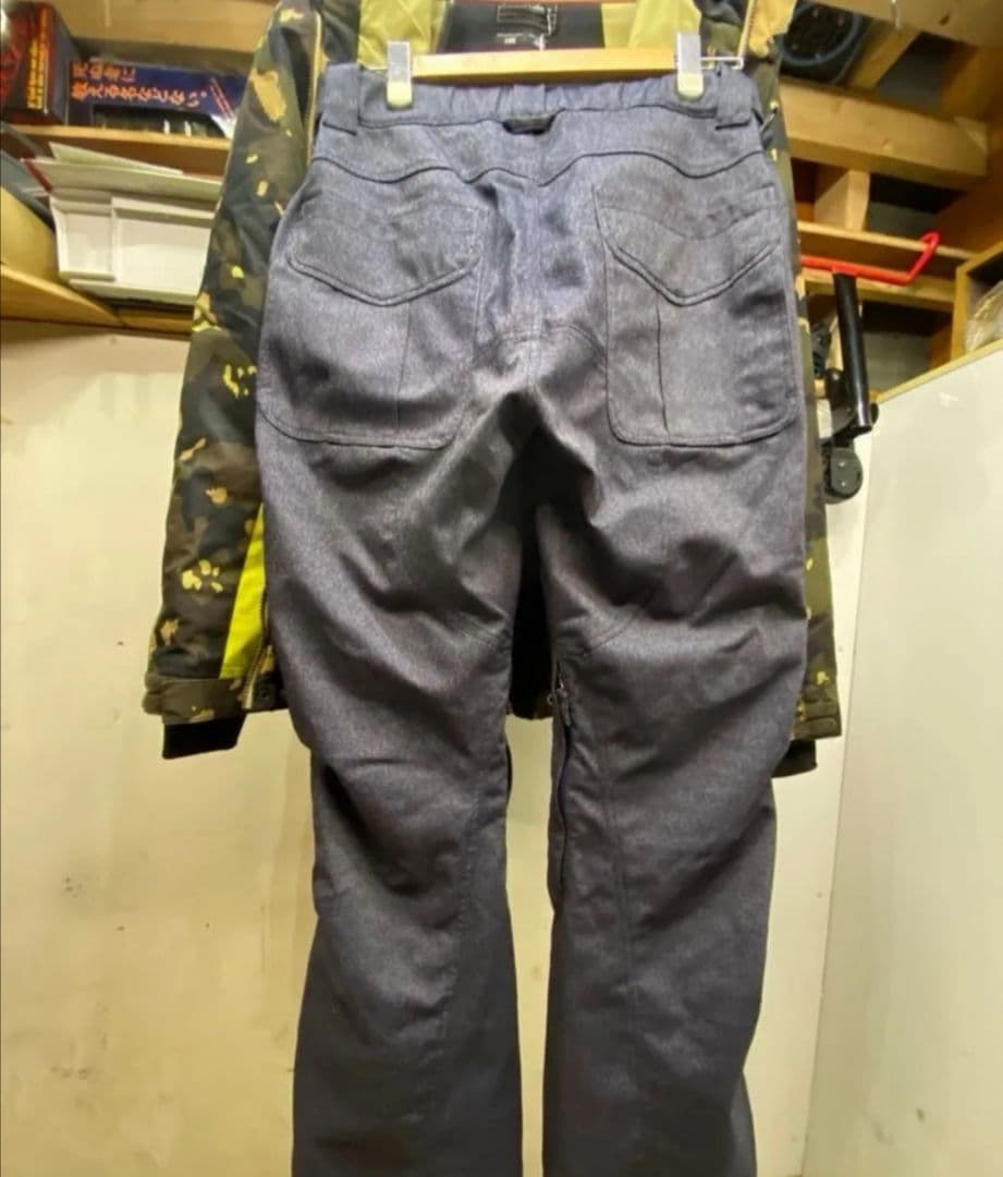 スノーボード 迷彩柄 billabong men'sサイズＬ 上下セット
