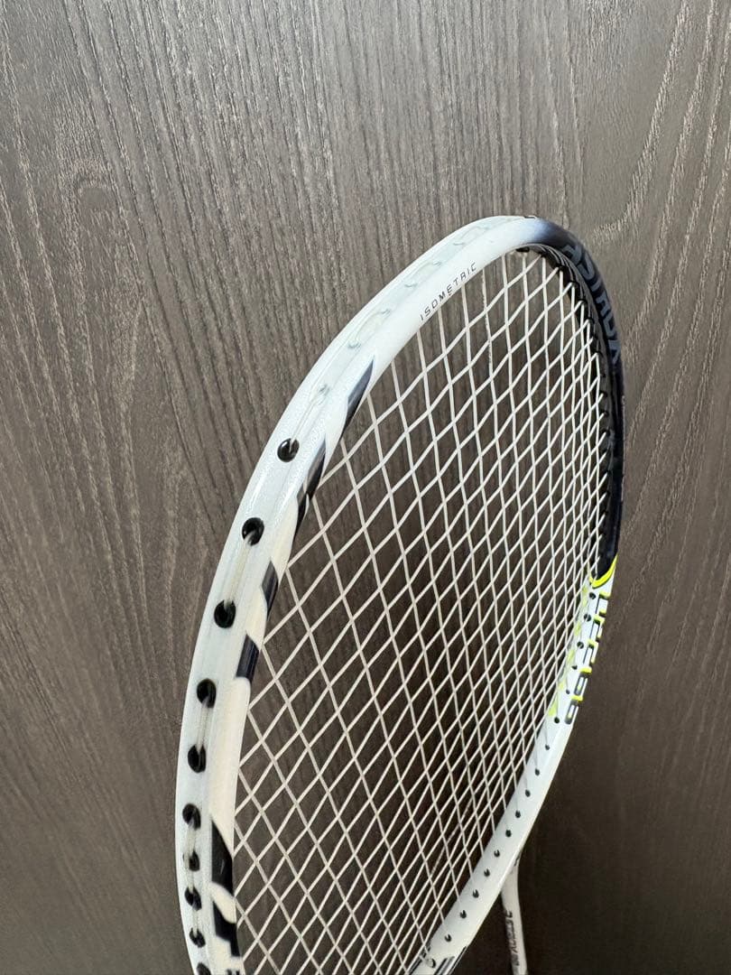 美品 YONEX ASTROX 99PRO 4UG5 ホワイトタイガー