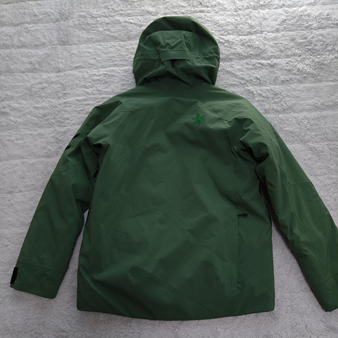 美品GOLDWIN スキーウェア 機能的 ポケット充実 裏地微起毛　グリーン