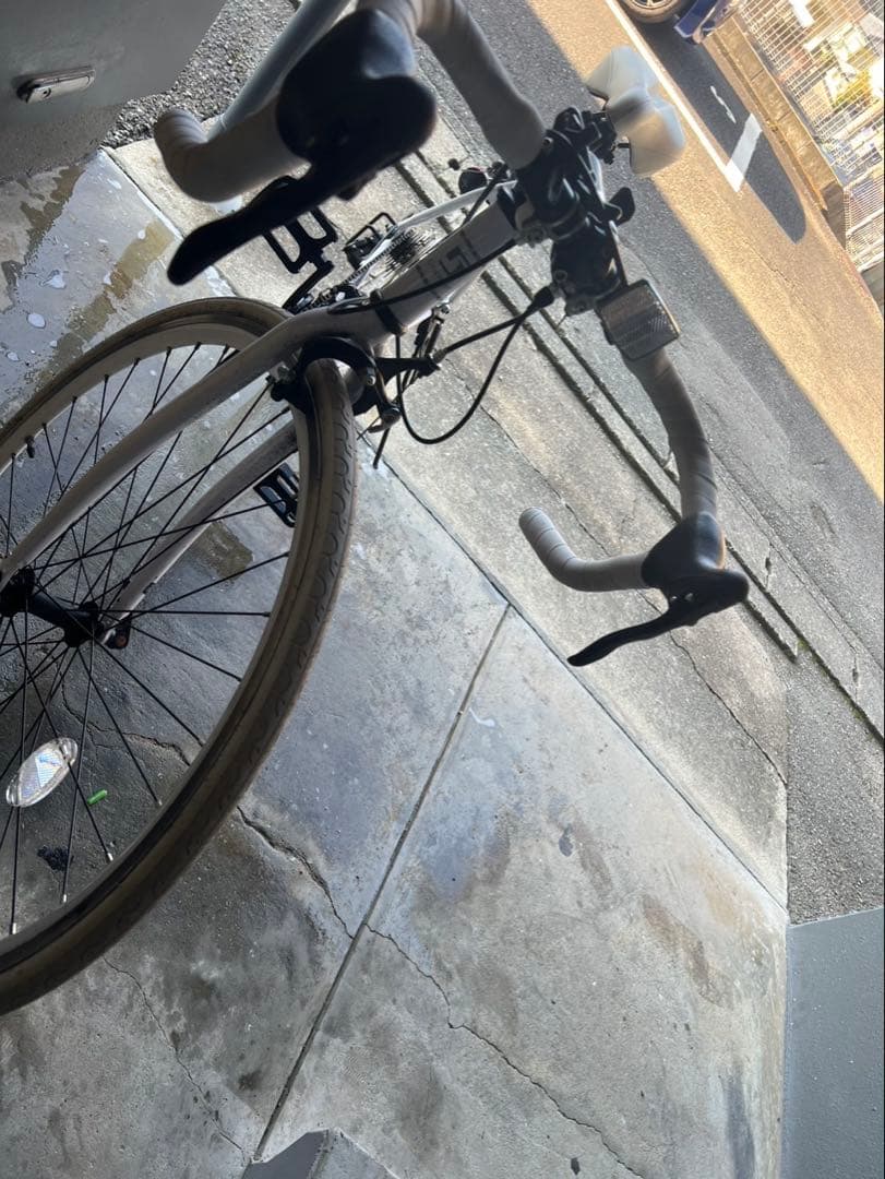 ホワイト クロスバイク