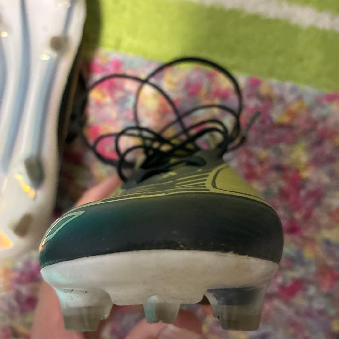 adidas MESSI ゴールド スパイクシューズ