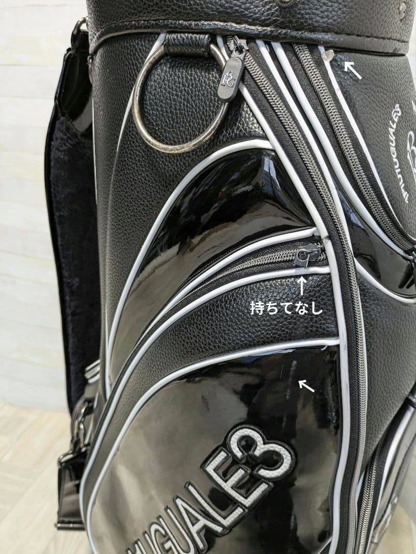 1PIU1UGUALE3　キャディバッグ ブラック/ホワイト