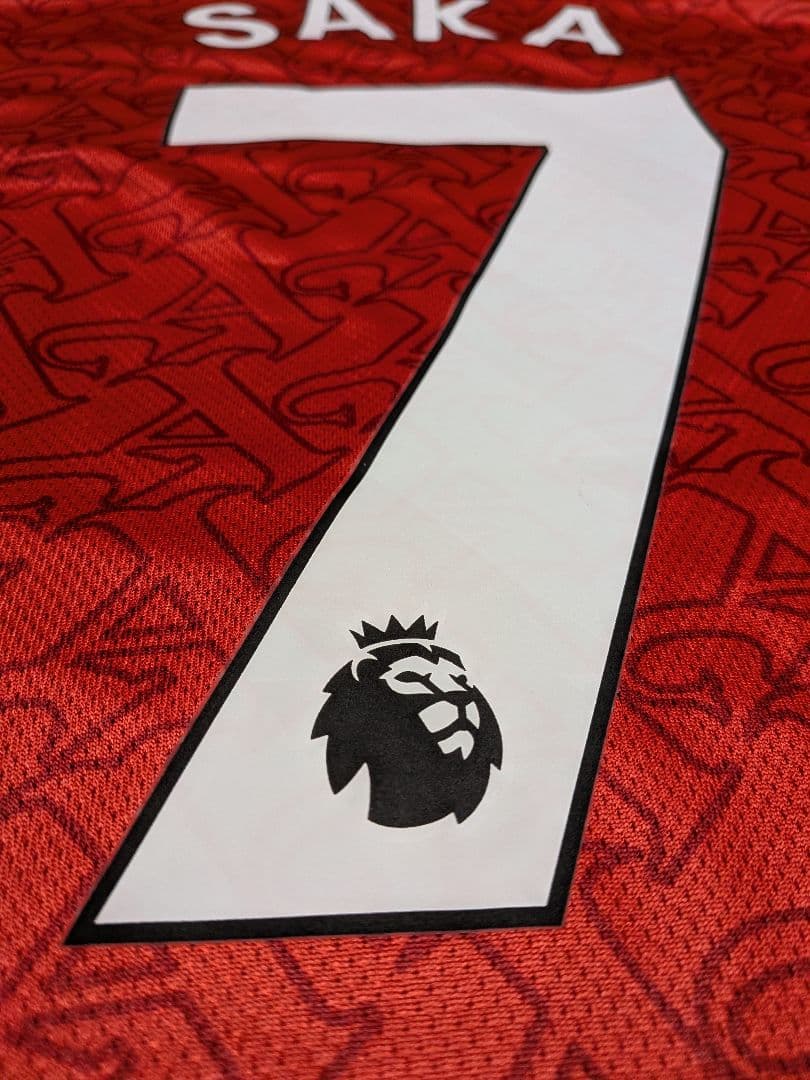 アーセナル　サカ　ユニフォーム