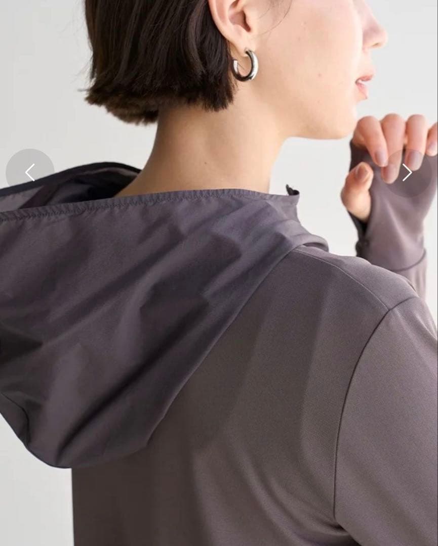 UNFILO ラッシュガード ペプラムフーディ